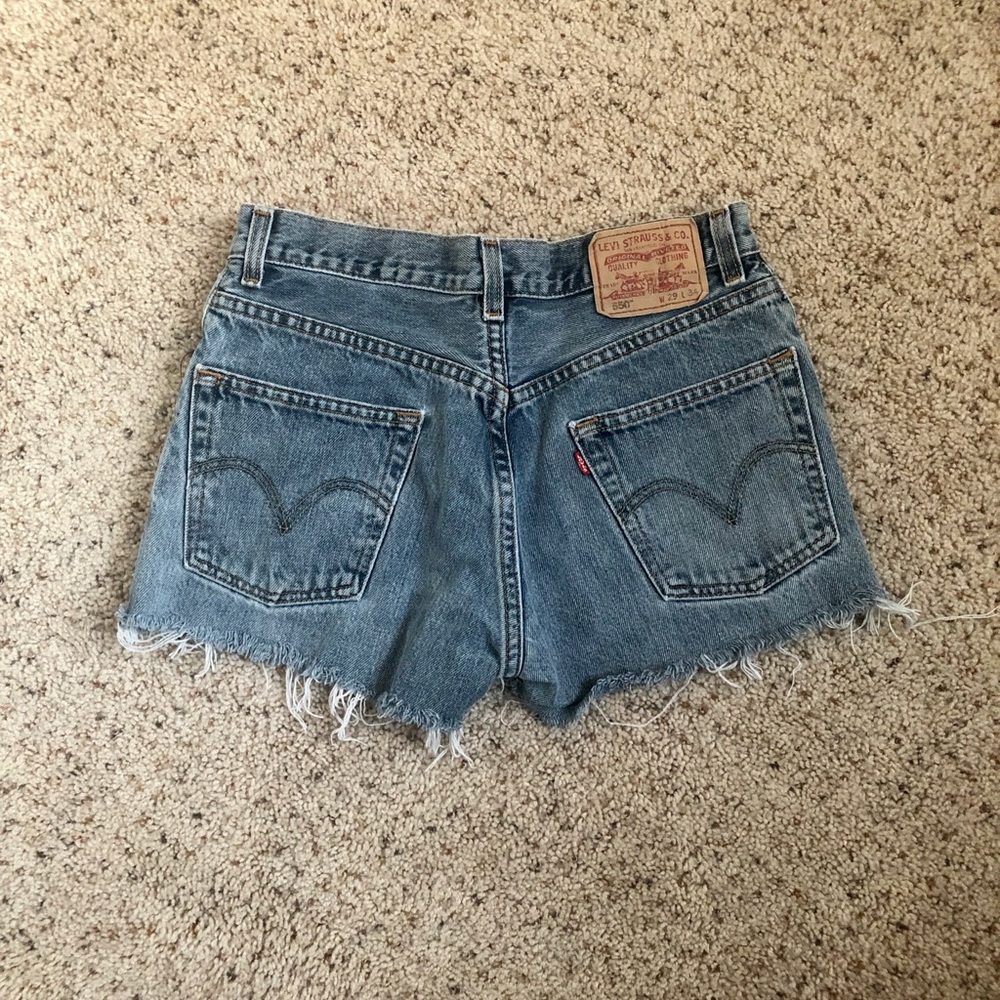 Levi’s 550 vintage jean shorts